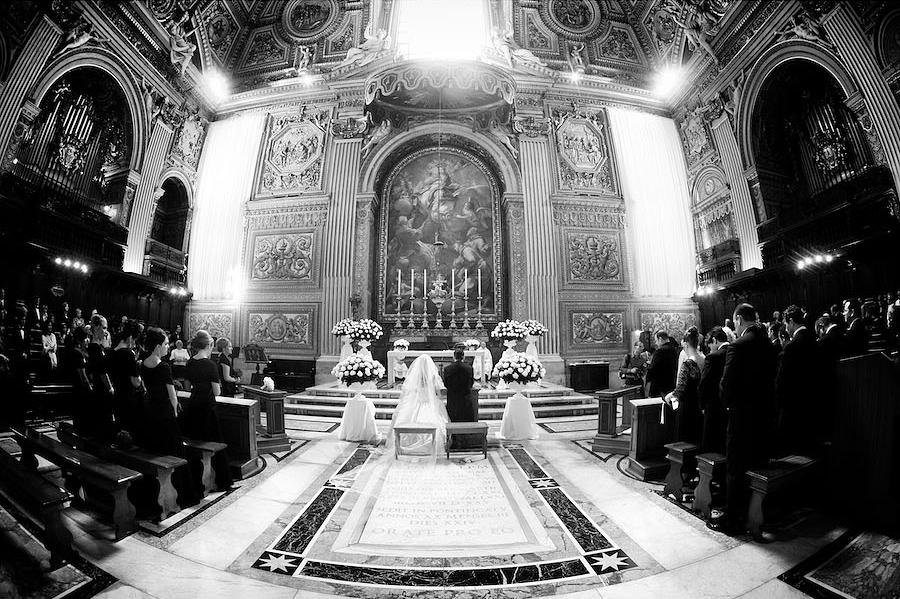 07_Getting-Married-in-San-Peter