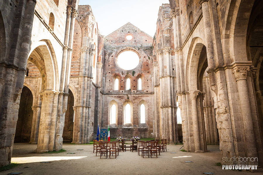 002-CeremonyRoofLessSanGalgano