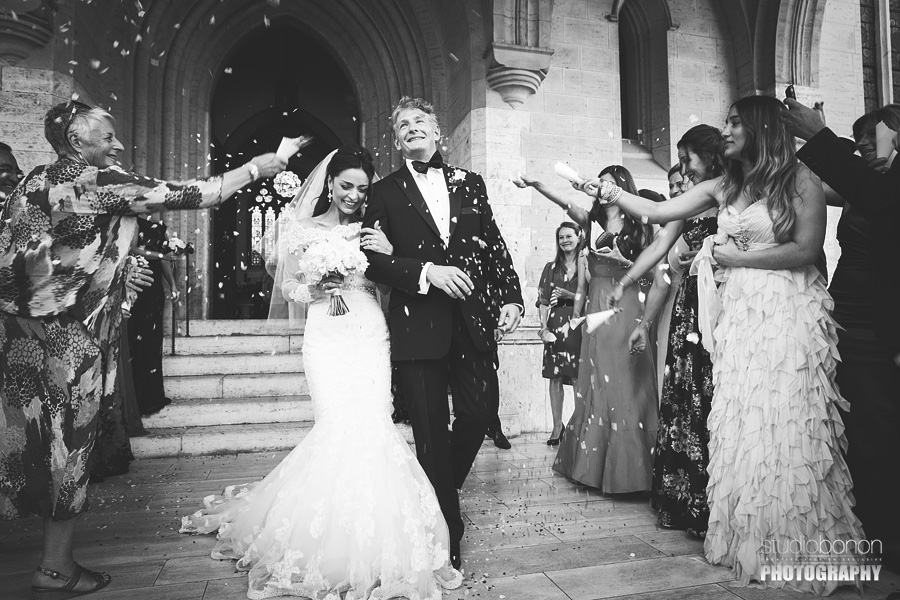022-bride-groom-throwing-of-the-rice-saint-james-church-florence