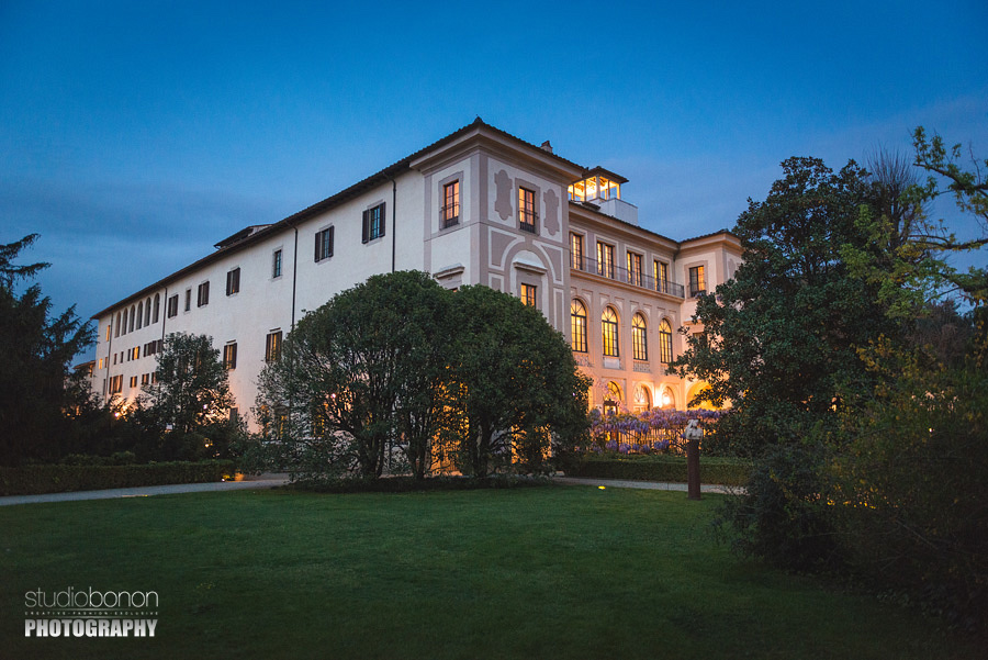 050-beautiful-hotel-four-seasons-firenze-by-night