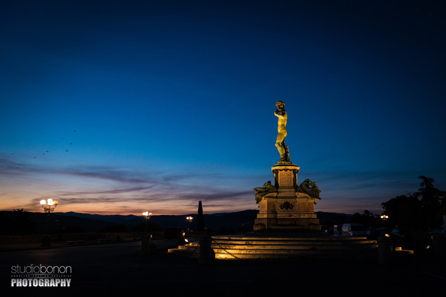 003-david-piazzale-michelangiolo-sunrise-blu-hour-engagement