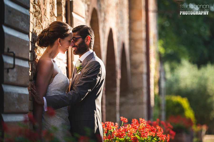 058-portrait-bride-groom-tuscany-countryside-borgo-san-luigi-love-them