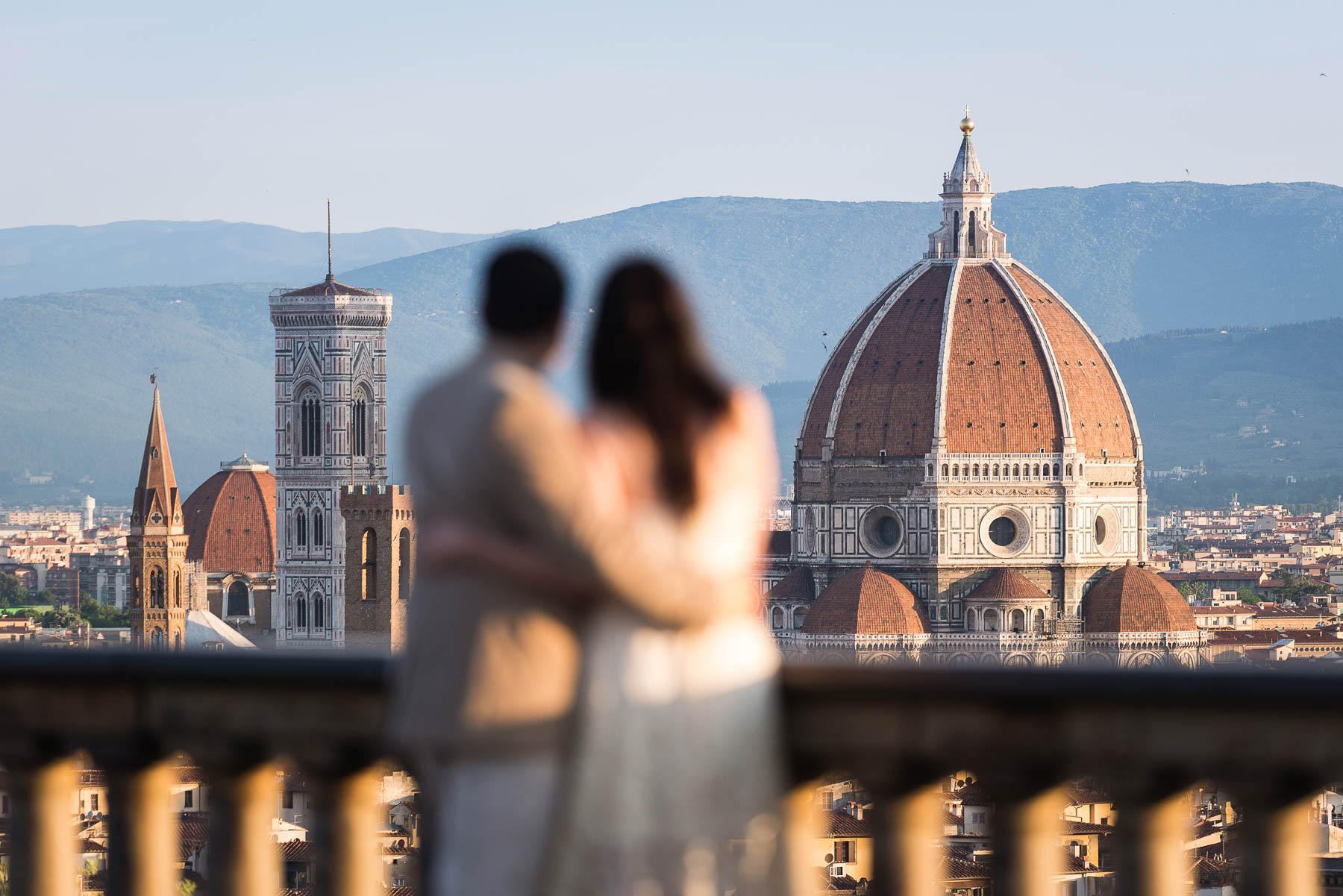 Sunrise engagement pre wedding photography in Florence