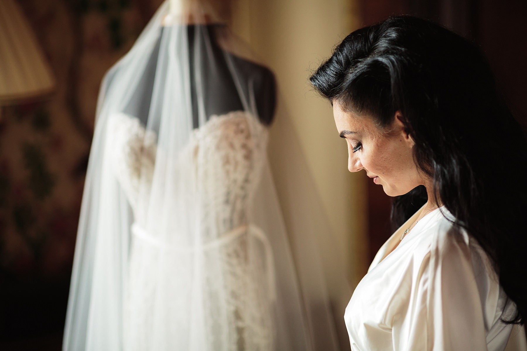 bride getting ready Four Seasons Hotel Florence - Destination Wedding